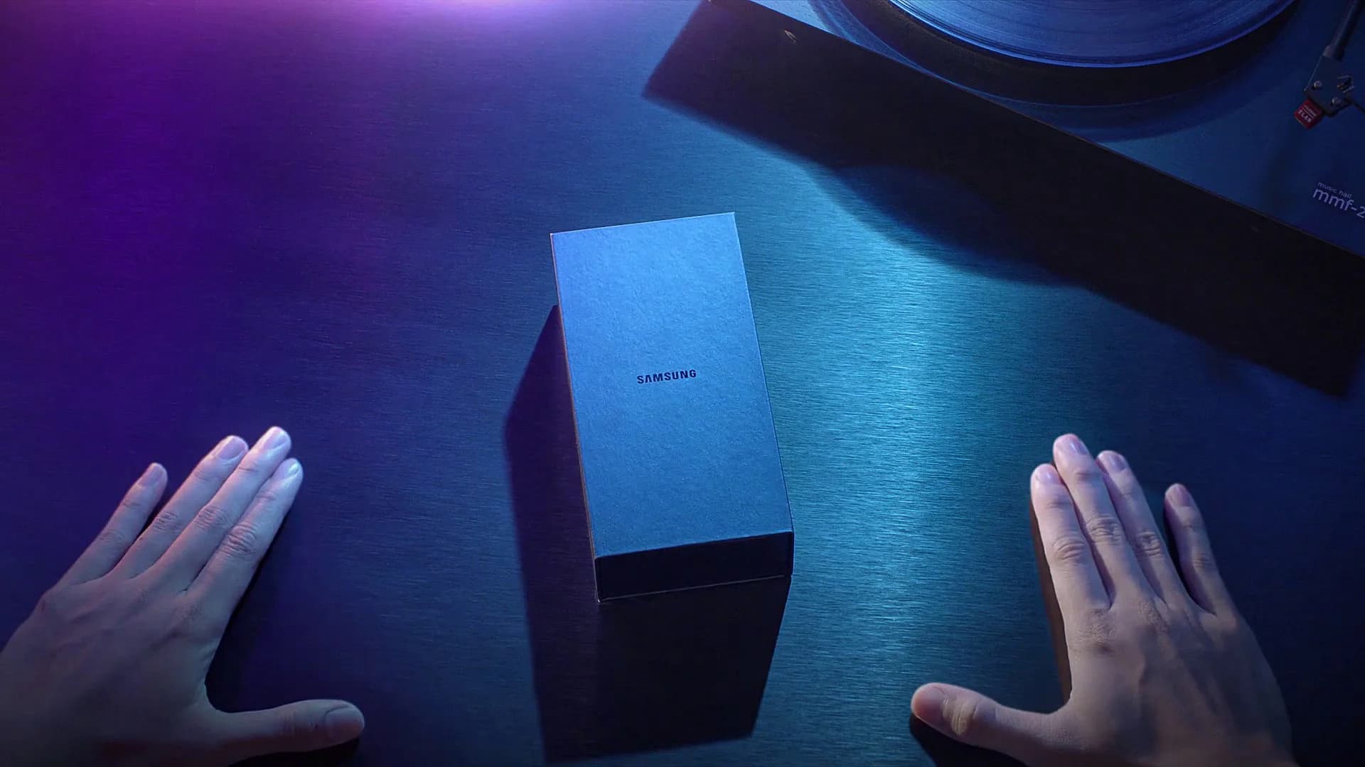 S8 X AKG